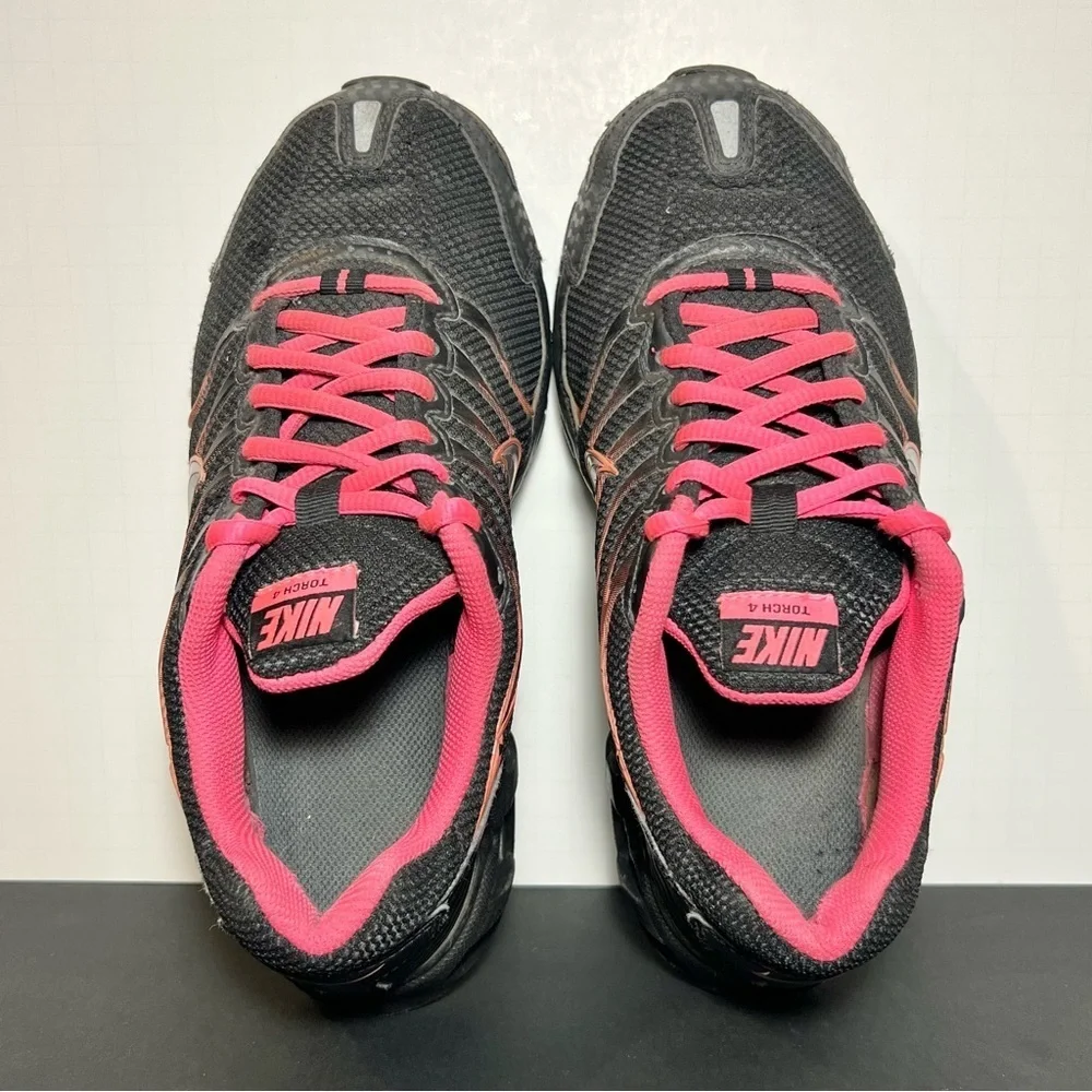 Womens NIKE Air Max Torch 4 Black Running Shoes / Size 8.5